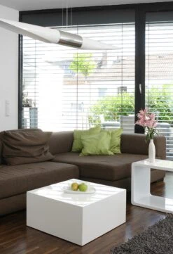 SalesFever Couchtisch Quadratisch | Hochglanz Lackiert | MDF-Holz | B 100 X T 100 X H 45 Cm | Weiß Mit Schwarzglas Element -Heimtextilienserien Laden 78472f56 13ae 4a4c a958 c803e88657ca